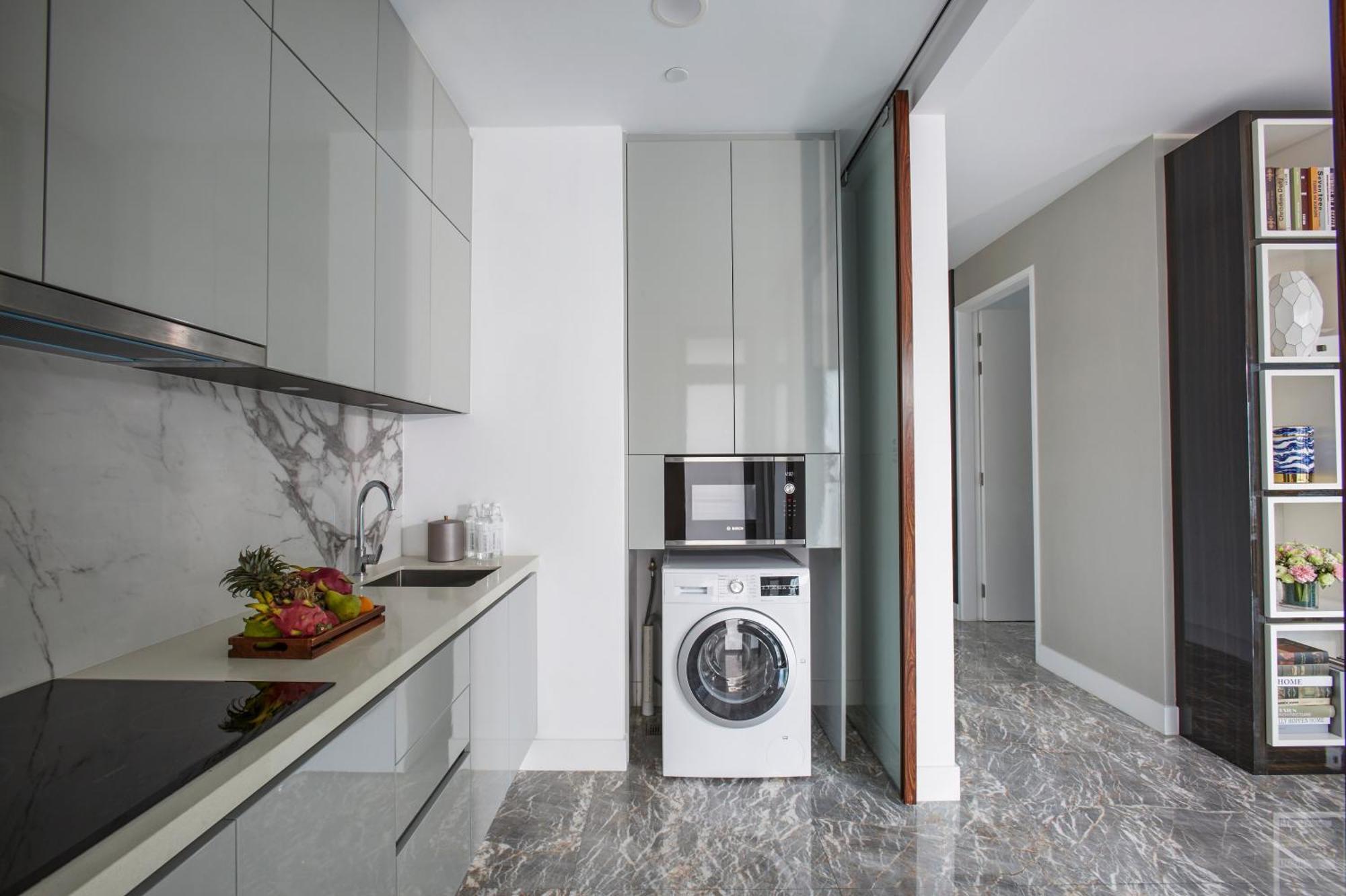The Face Style Hotel Kuala Lumpur Buitenkant foto A laundry room in a home