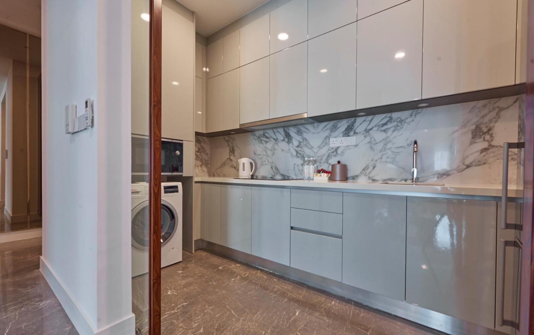 The Face Style Hotel Kuala Lumpur Buitenkant foto A modern laundry room